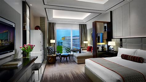 solaire sky tower room rates